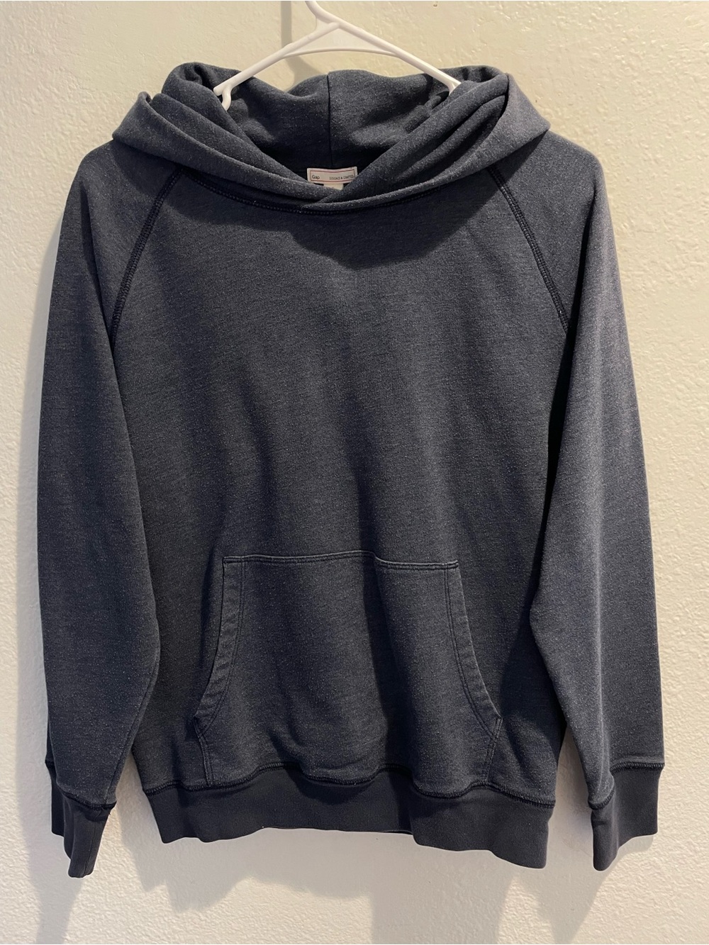 GAP Mens Small S Raglan Pullover Hoodie Blue Charcoal Gray Blank Sweatshirt
